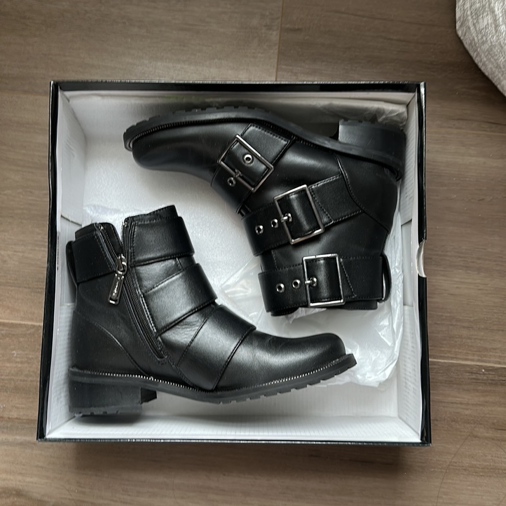 Blondo Camila ankle boots